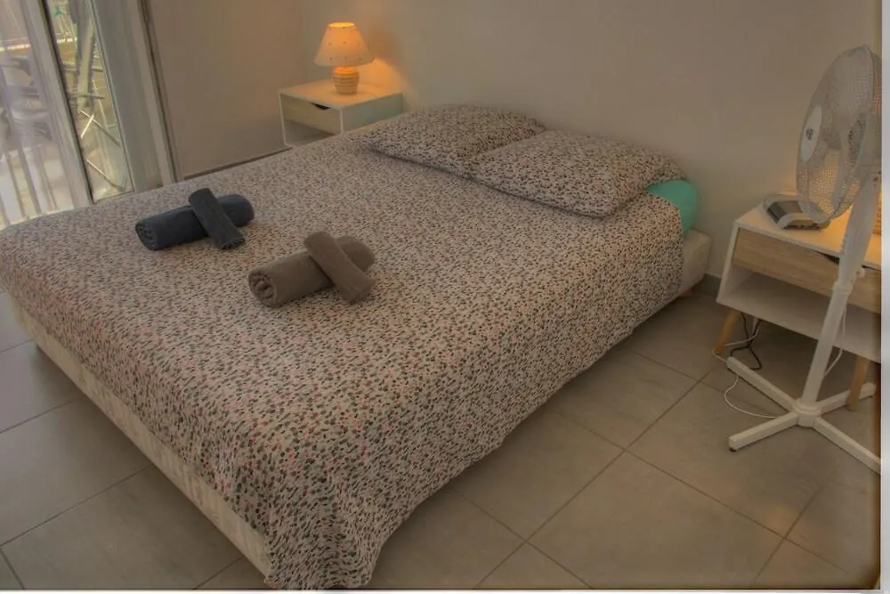 Apartment Studio 3 Etoiles Vue Mer 150M Plages Parking Clim Wifi Cannes