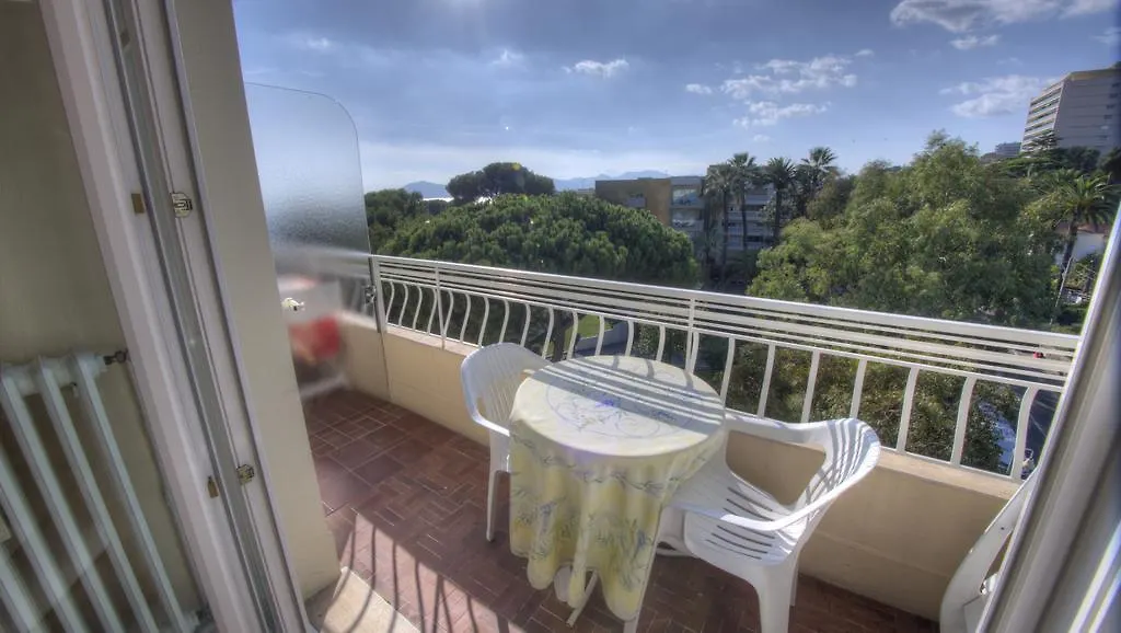 Studio 3 Etoiles Vue Mer 150M Plages Parking Clim Wifi Cannes