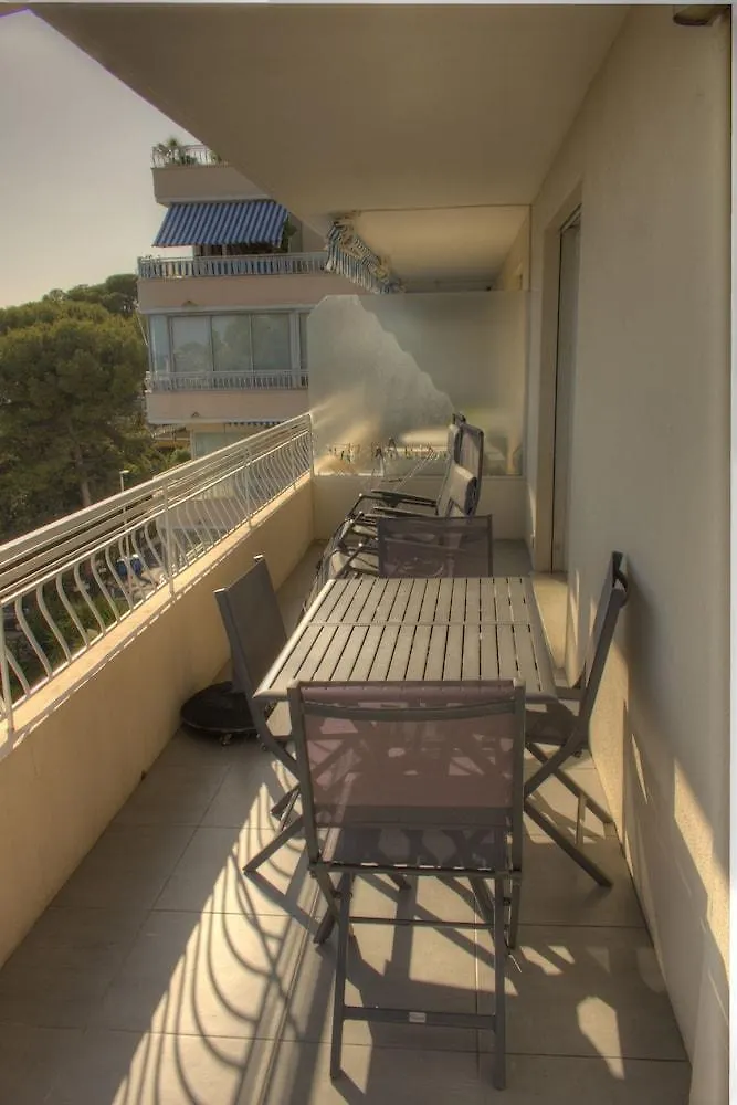 Studio 3 Etoiles Vue Mer 150M Plages Parking Clim Wifi Cannes France